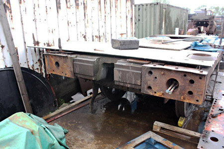 The front of 27 with buffer beam removed - Clive Emsley - 8 July 2012