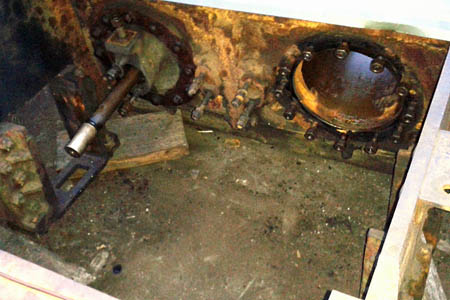 RH Slidebars and crosshead removed - Clive Emsley