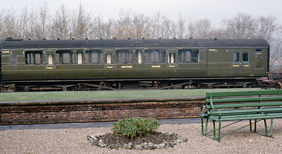6686 at Horsted Keynes - John Atkinson - 4 March 1978