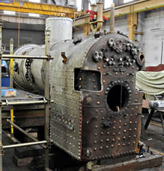 Boiler repairs to 323 - Derek Hayward - 25 July 2010