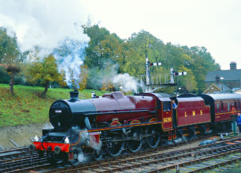Leander at the 2004 Giants of Steam - David Haggar