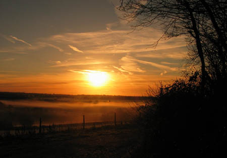 Sunrise over the Bluebell - Dave Clarke - 17 Dec 2006