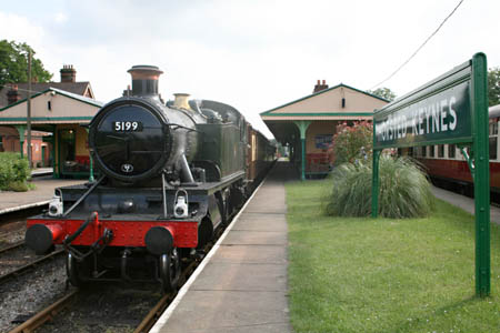 5199 at Horsted Keynes - 30 May 2008 - Andrew Strongitharm