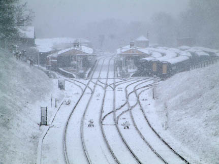 Horsted Keynes in the snow - 6 April 2008 - David Chappell