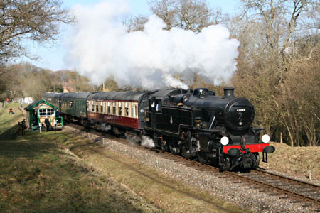 42085 departs from Kingscote - 20 February 2010 - Andrew Strongitharm