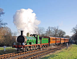 Victorian Train arrives at Kingscote - 2 January 2010 - Derek Hayward