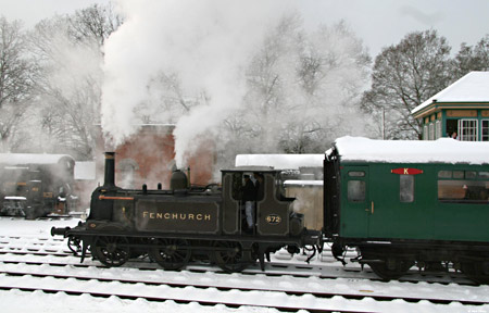 Fenchurch departs from Horsted Keynes with a Santa Special - Dave Clarke - 19 December 2010