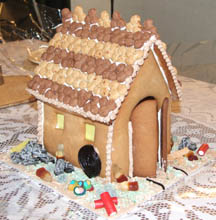 Gingerbread Engine Shed, a delicious raffle prize! - Richard Salmon - 16 May 2010