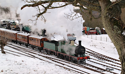 C-class 592 leaves Horsted Keynes with Victorian Christmas train - Robert Else - 24 December 2010