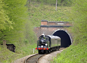 B473 heading south from the tunnel - Derek Hayward - 14 April 2011