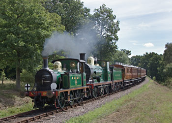 178 and 592 with the Victorian Train - Paul Pettitt - 13 Aug 2011
