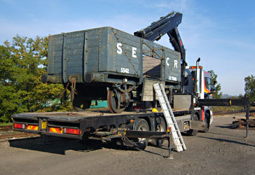 SECR 7-plank wagon on low loader - Andy Prime - 17 Oct 2011