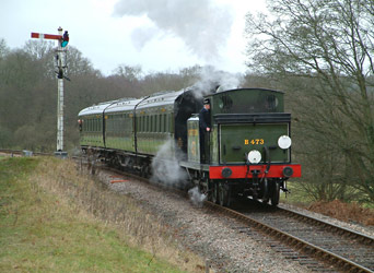 B473 with Maunsell coaches - David Chappell - 28 Dec 2011