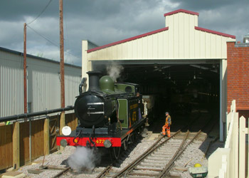 B473 shunting in the new shed - Peter Edwards - 16 Aug 2011