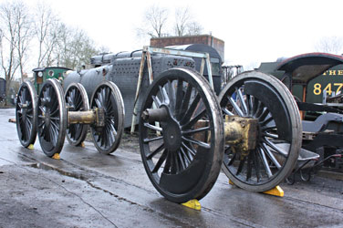Camelot's wheelsets returned to Sheffield Park - Tony Sullivan - 8 Dec 2011