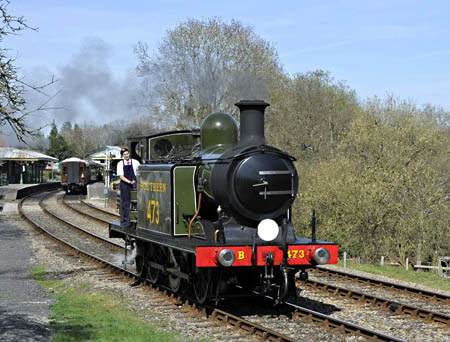 B473 preparing to take over the Pullman train - Derek Hayward - 25 March 2012