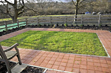 Memorial garden at Horsted Keynes - Derek Hayward - 21 January 2012