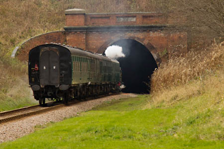 B473 about to enter the tunnel - Ben Gray - 8 January 2012