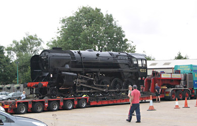 9F leaded ready for departure - Ruth Hayllar - 13 August 2012