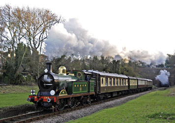 H-class with the Lunchtime Pullman train - Derek Hayward - 18 November 2012