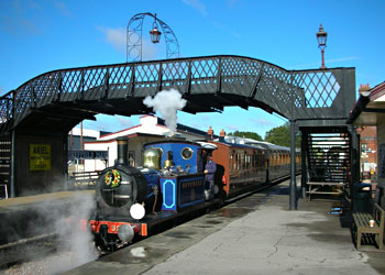 323 with the vintage set - Peter Edwards - 6 October 2012
