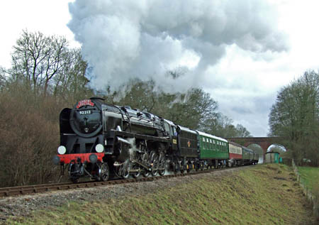 92212 approaches Horsted Keynes with a Santa Special train - Ashley Smith - 16 December 2012