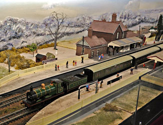 Model railway - Derek Hayward - 8 December 2012