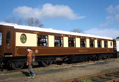 Pullman Lilian shunted out of the carriage works - 1 March 2007 - Andy Prime