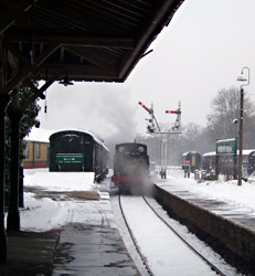 E4 departs southwards, light engine from Horsted Keynes - Mick Ralph - 20 January 2013