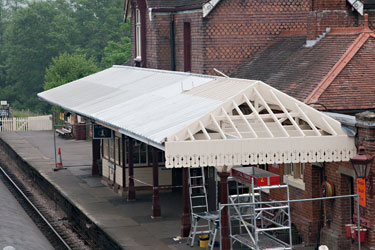 Sheffield Park platform 1 canopy progress - John Sandys - 20 June 2013