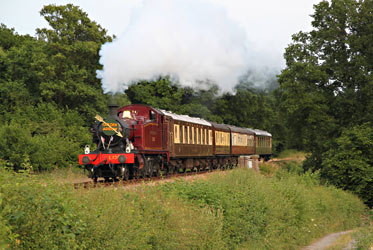 L.150 on an evening Golden Arrow Murder Mystery train - Andrew Strongitharm - 12 July 2013