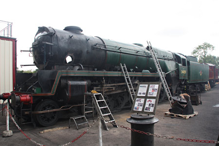 34059 being stripped for boiler lift - Phil Horscroft - 8 August 2013