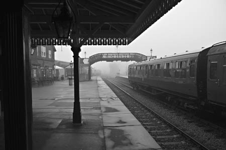 Morning mist at Sheffield Park - John Sandys - 21 January 2014