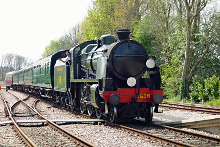 1638 arrives at East Grinstead - Brian Lacey - 30  April 2014