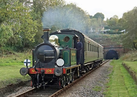 178 with Autumn Tints at West Hoathly - Brian Lacey - 20 October 2014