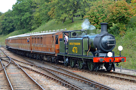 The E4 with Victorian set - Steve Lee - 14 September 2014