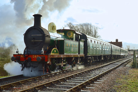 H-class departs from Sheffield Park with the 11am service - Steve Lee - 10 January 2015