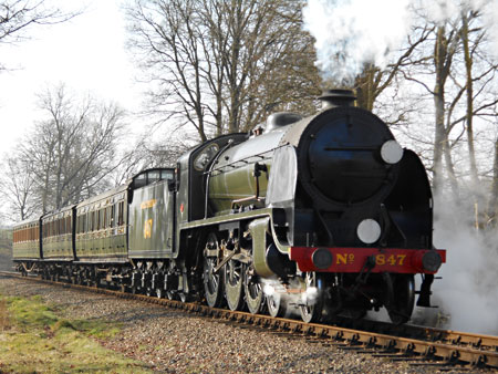 S15 with photo charter set passing Lineside Gang - Brian Kidman - 11 March 2015