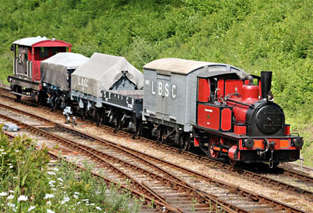 Baxter approaches Horsted Keynes with goods train - David Long - 30 May 2015