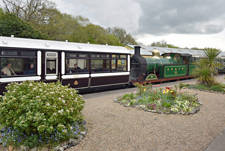 H-class on Bluebell Specials - Brian Lacey - 27 April 2015