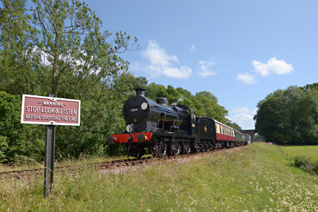 30541 approaching Horsted Keynes - Paul Furlong - 7 July 2015