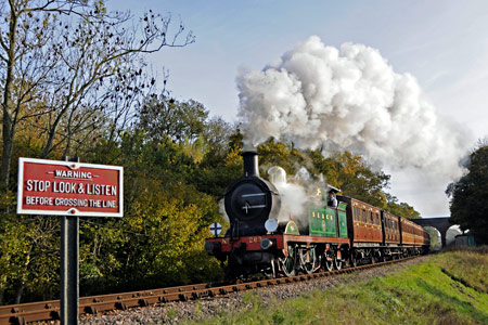H-class with the Victorian set, approaching Horsted Keynes - Derek Hayward - 25 October 2015