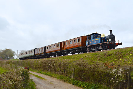 No.323 hauling a lightweight vintage train as the second set - Steve Lee - 24 April 2016