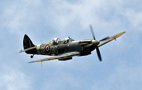 Spitfire over Horsted Keynes, Southern at War - Derek Hayward - 15 May 2016