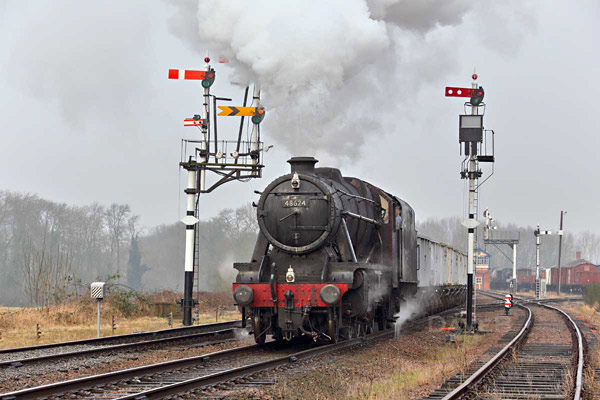 No.48624 on a photo charter on the Great Central Railway - Dave Bowles - 22 January 2015