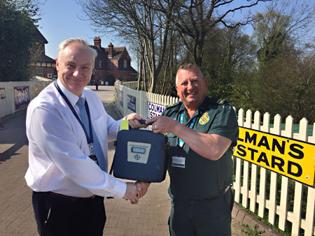 Tim Fellows presents the railway with a Defibrillator for Kingscote - 7 April 2017