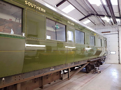 Maunsell 1336 in the paint shop - Stuart Pay - 14 September 2017