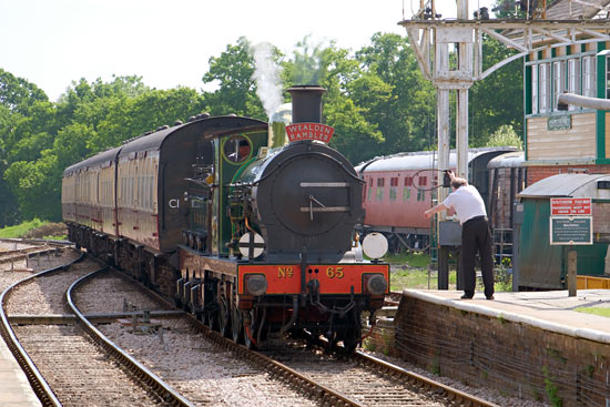 65 arriving at Horsted Keynes with the Wealden Rambler - Brian Lacey - 2 June 2018