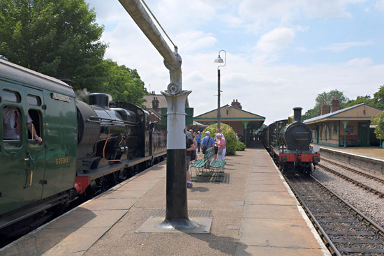 Q-class and O1-class pass at Horsted Keynes - Brian Lacey - 21 July 2018