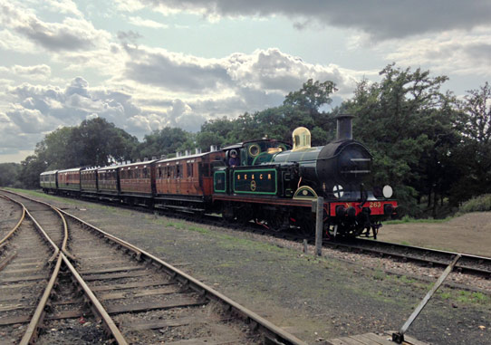 H-class arrives at Horsted Keynes - Richard Salmon - 25 August 2018